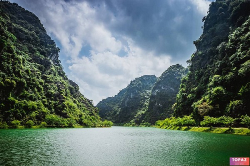 Khung cảnh mênh mông 